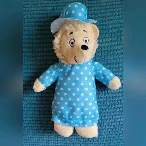 Berenstain Bears- Momma Bear Plush - Picture 1 of 3